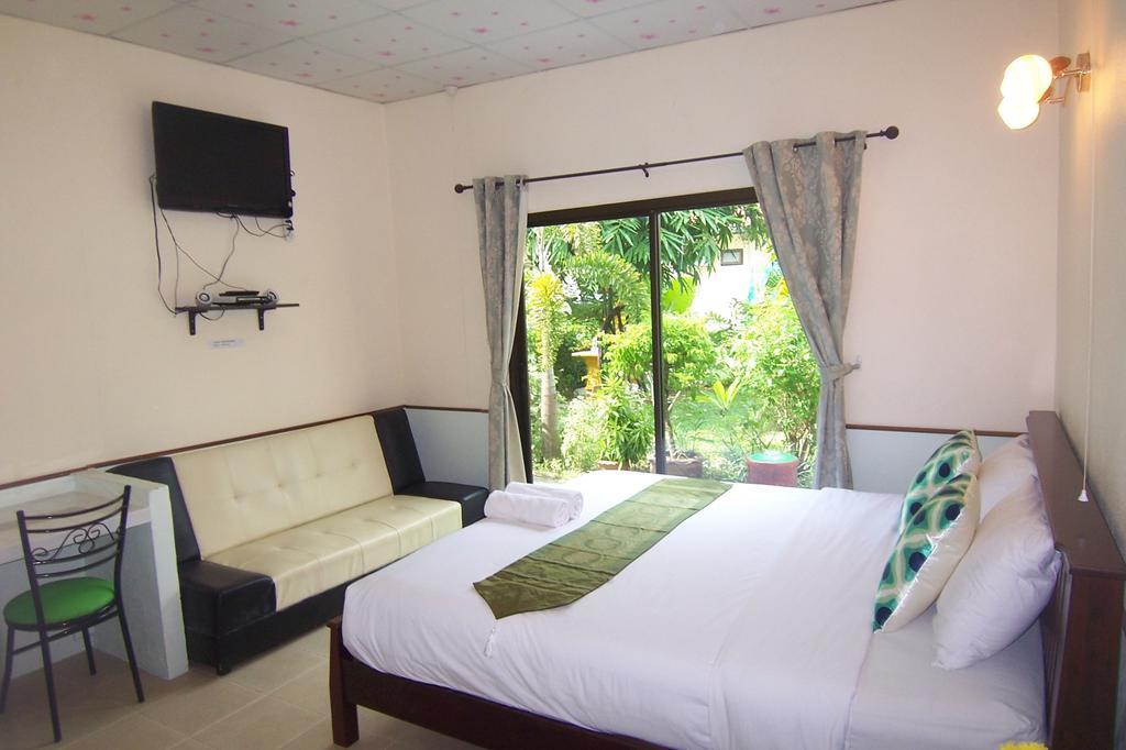 Phuket Airport Overnight Hotel Nai Yang Beach Cameră foto